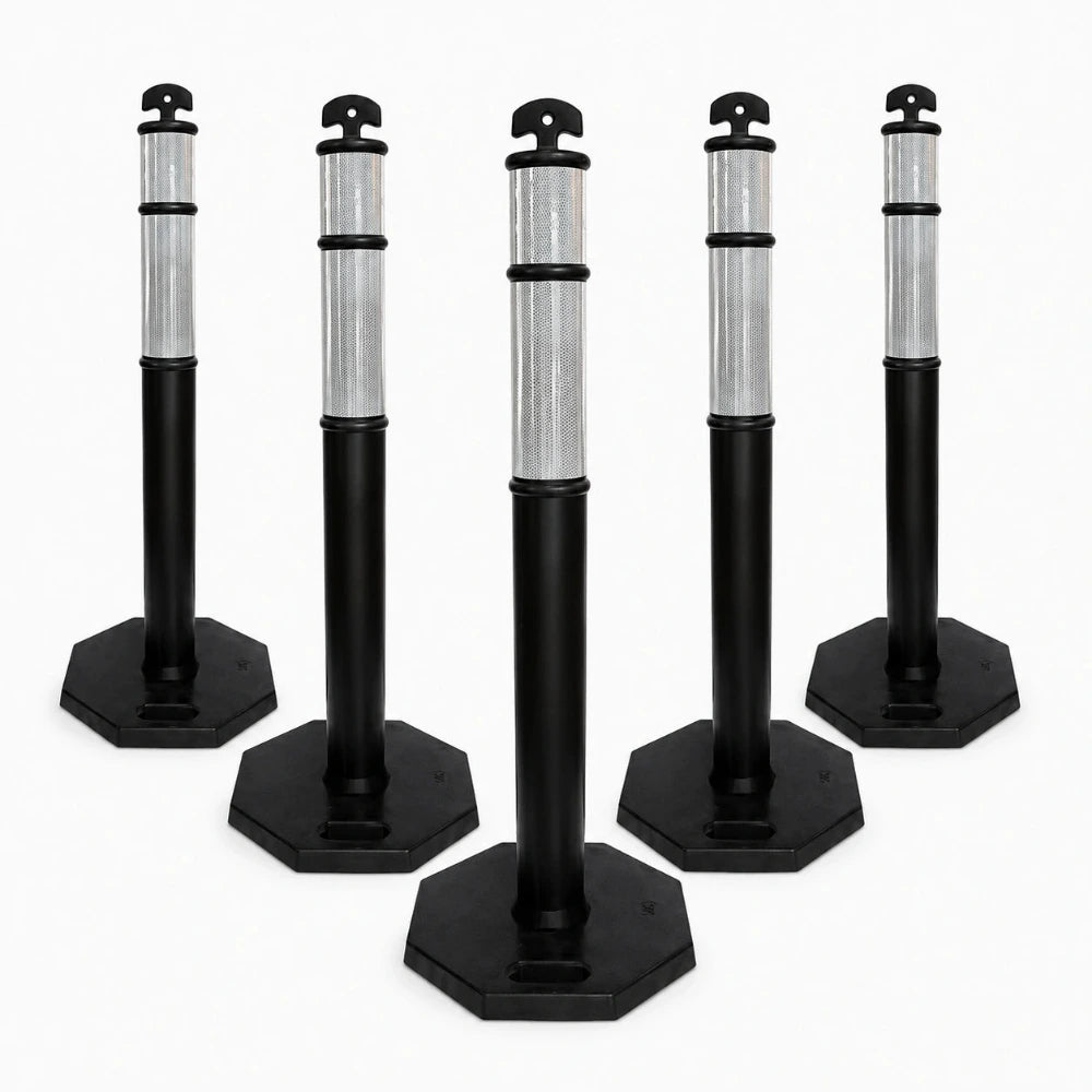 set of delineator